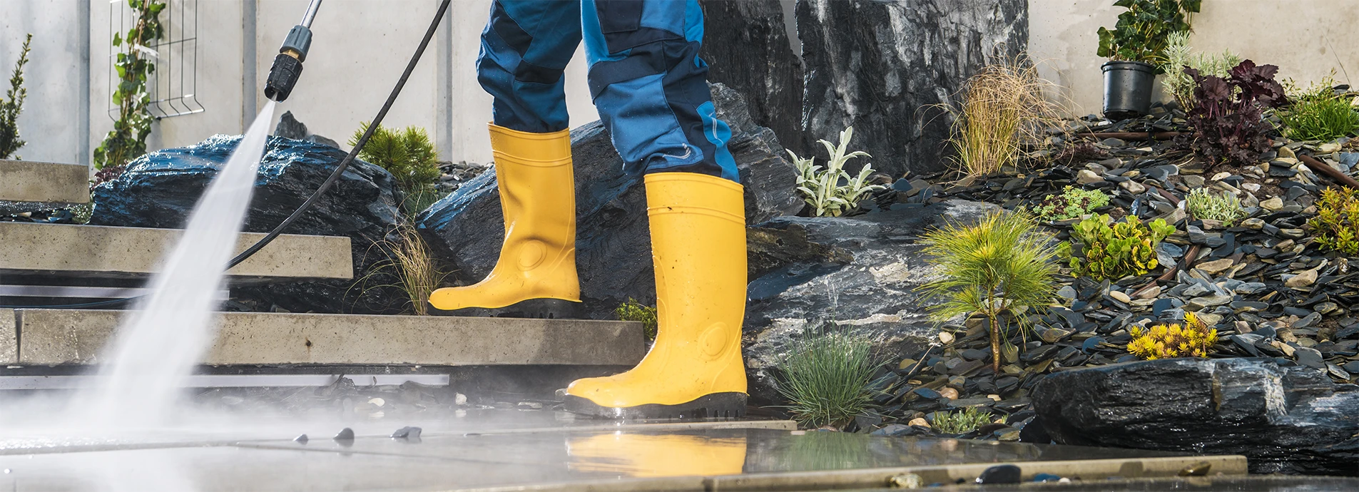 Commercial pressure wash cleaning in Canberra
